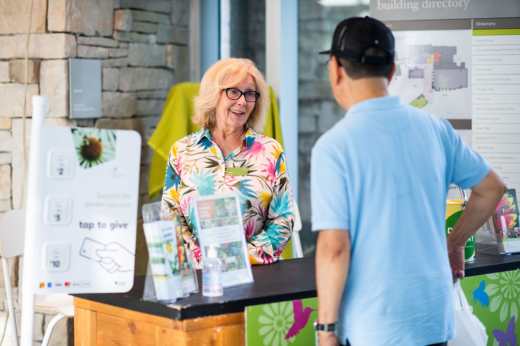 Become A Volunteer Toronto Botanical Garden   AM2 5091 